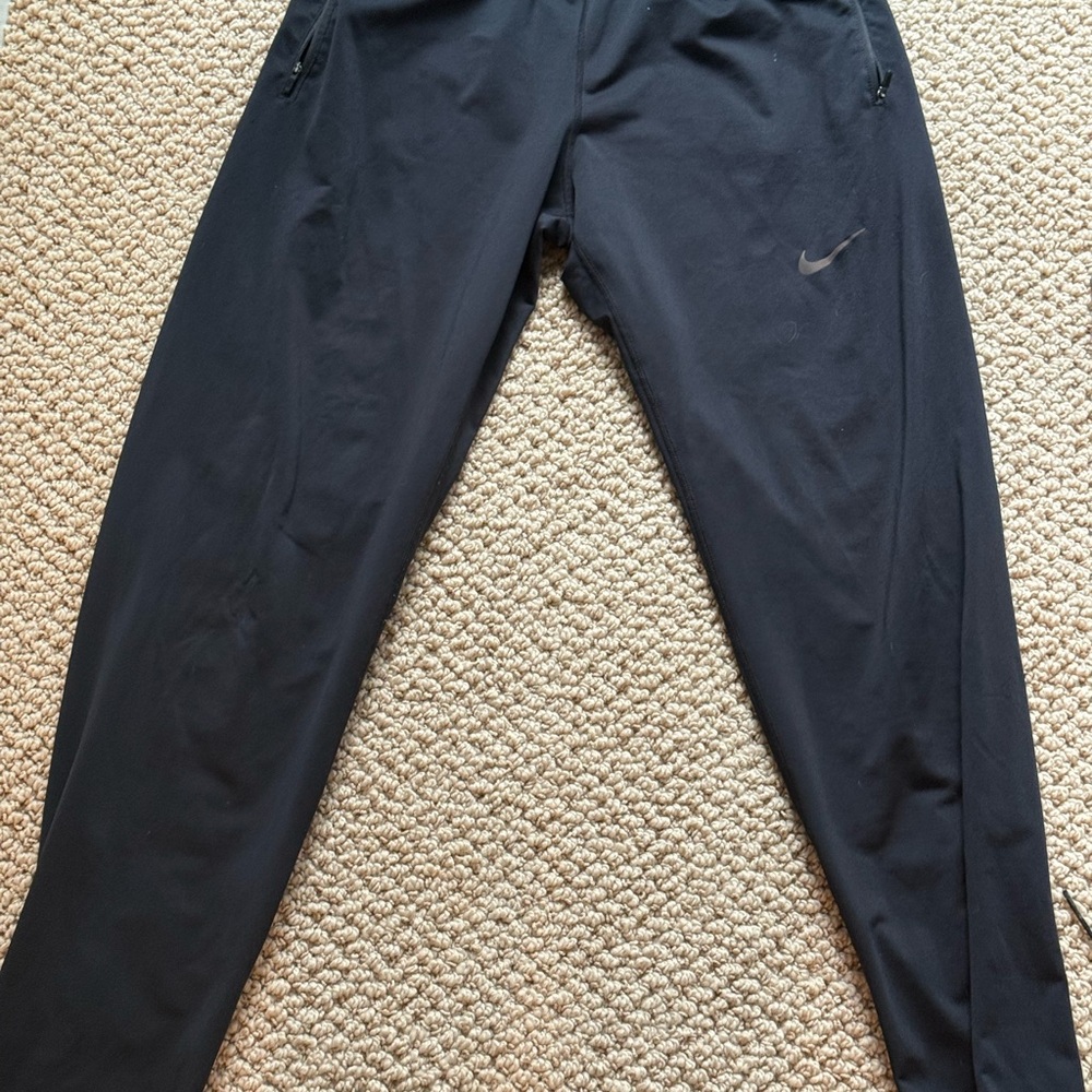 Nike Men's Black Joggers